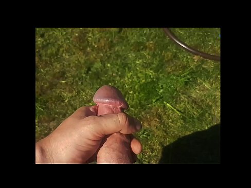 ❤️ Sıcak hottie gets ona pembe kedi becerdin ve cums ile bir fışkırtma içinde bir yaz bahçesinde Sikiş videosu bizde ❌️❤